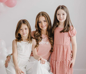 Gianna and her daughters